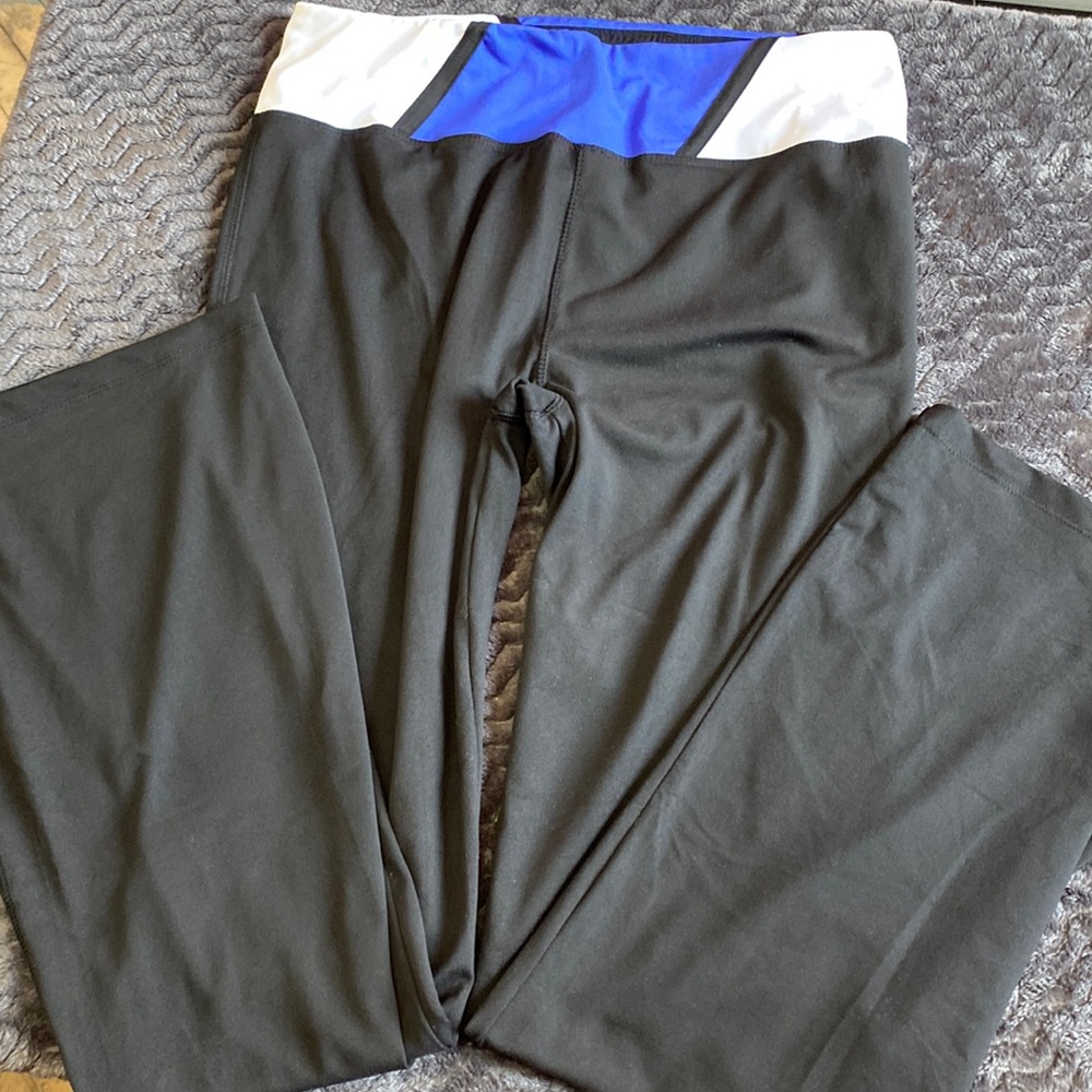 Bally athletic flare size XL 16–18 alleys, fitness, bottom style